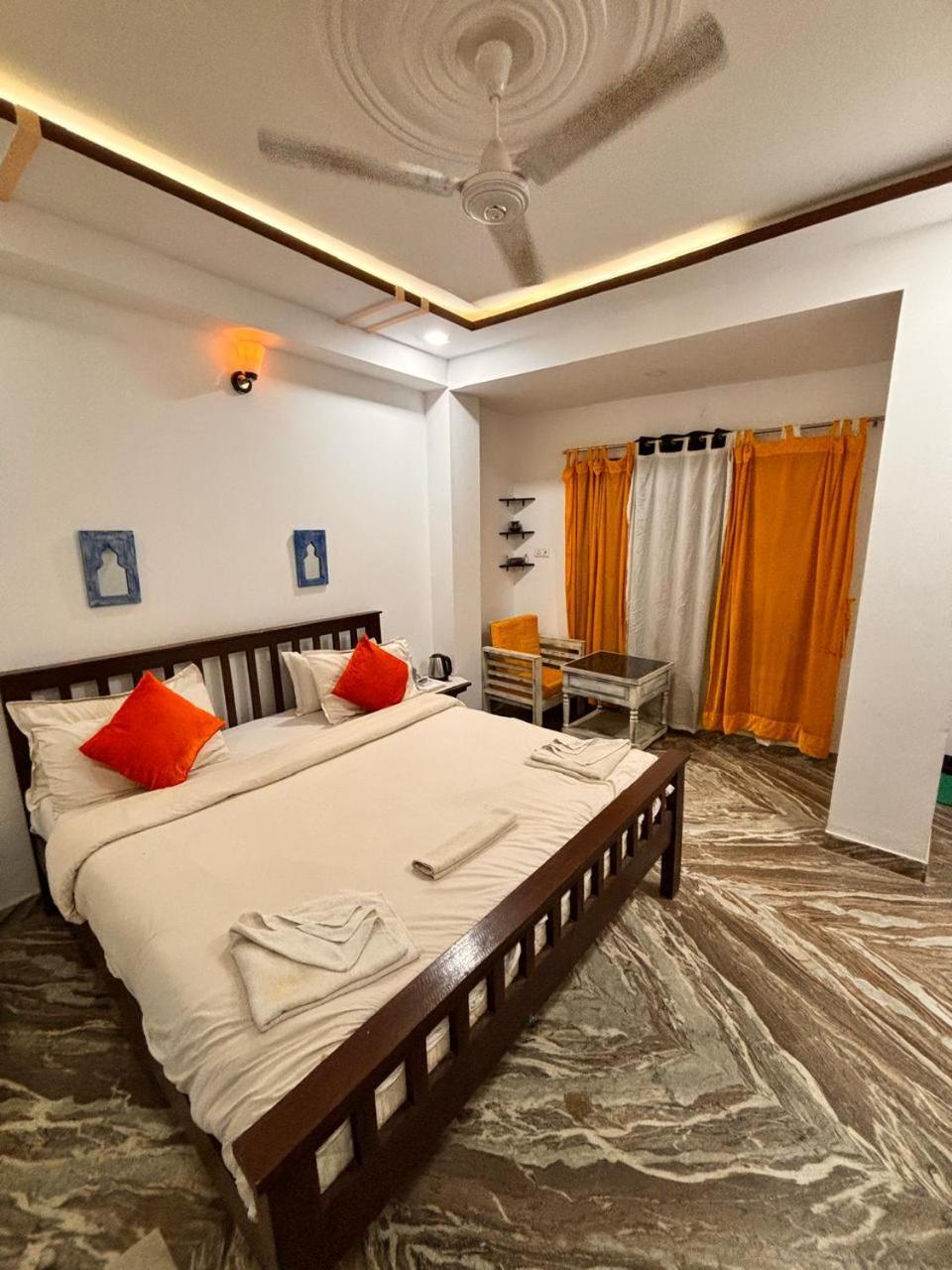 Thar View Hotel ไจซัลเมอร์ ภายนอก รูปภาพ